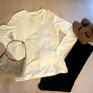 New Nike Sweater 🤍